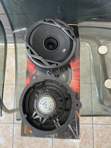 Alto falantes JBL CLUB 6520