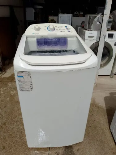 Máquina de lavar Eletrolux 9KG