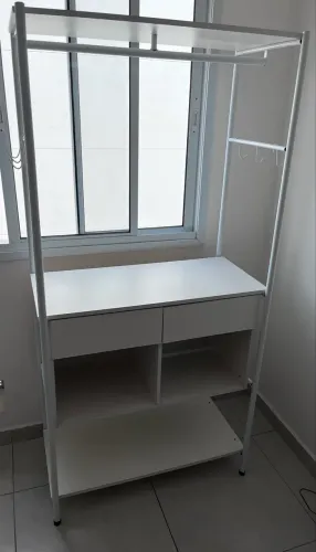 Guarda-roupa branco
