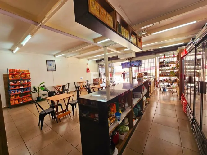 QR 410 -  - DEPOSITO DE BEBIDAS E BAR - VENDA PORTEIRA FECHADA