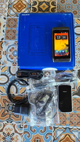 Nokia N8 Cinza Usado com TV Digital para Colecionadores Operadora Vivo