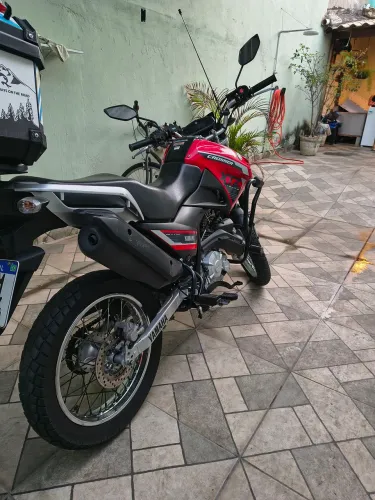 Crosser Muito Nova