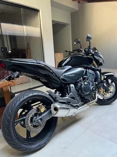 HORNET 600