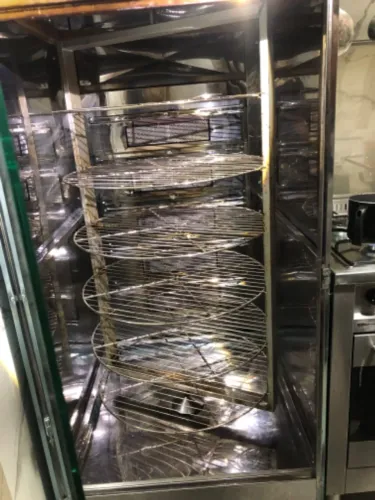 Máquina de assar frango