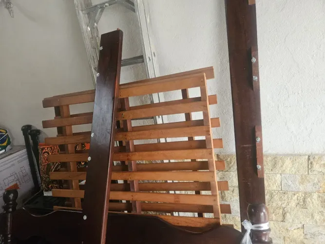 Cama Imbuia Usada