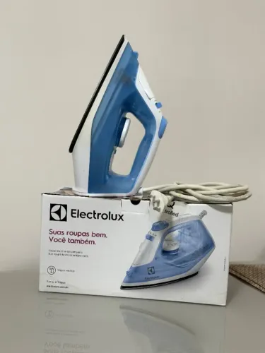 Ferro de passar  Electrolux