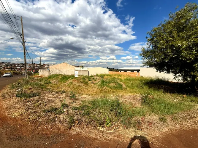 TERRENO COMERCIAL À VENDA NO JARDIM VENEZA EM APUCARANA