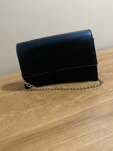 Bolsa - de Mão e de Ombro/ - Novinha