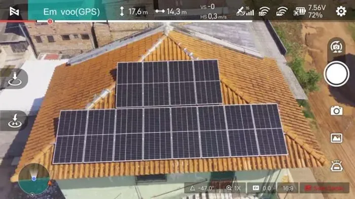 Casa 2 pavimentos e mais 2 casas acessórias 
