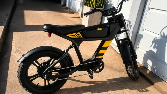 BIKE ELÉTRICA FT03 SEMINOVA - POTÊNCIA, CONFORTO E ECONOMIA!