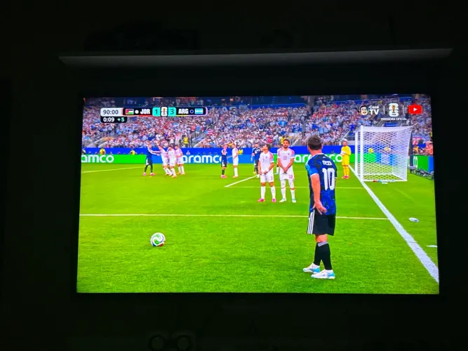 Tv Samsung smart, desatualizada. 