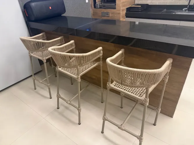 03 banquetas de alumínio com corda naval