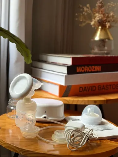 Bomba elétrica para tirar leite Philips Avent pétala Bivolt