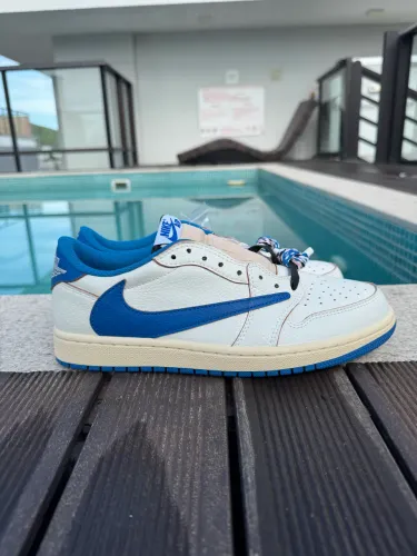 Jordan 1 Travis Scott Fragment 2025