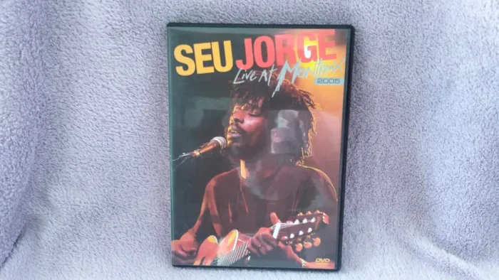 DVD original usado em bom estado