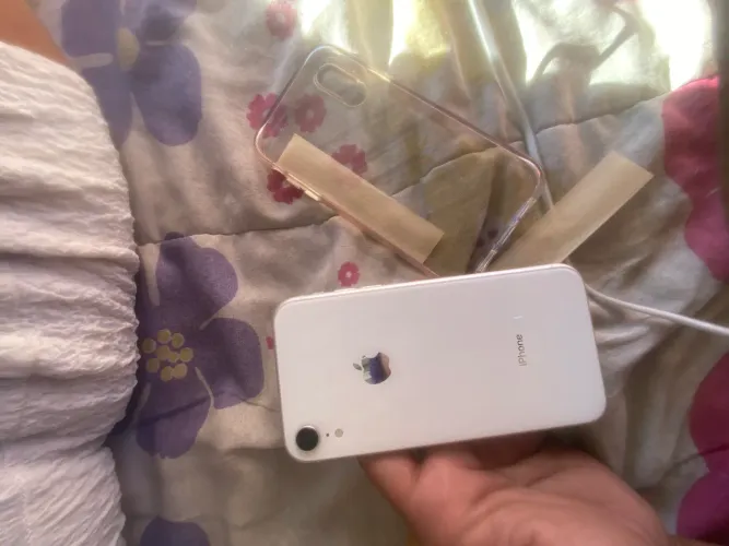 Vende-se iPhone XR zero