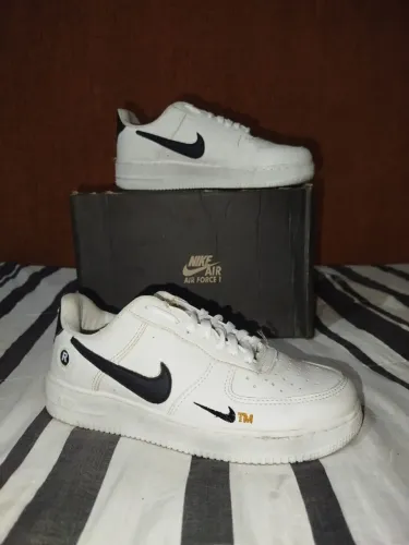TÊNIS DA NIKE AIR FORCE 1 TAM 39/40