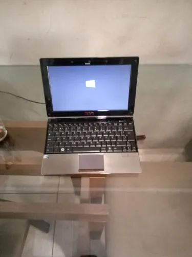 Netbook funcionando bem bateria boa