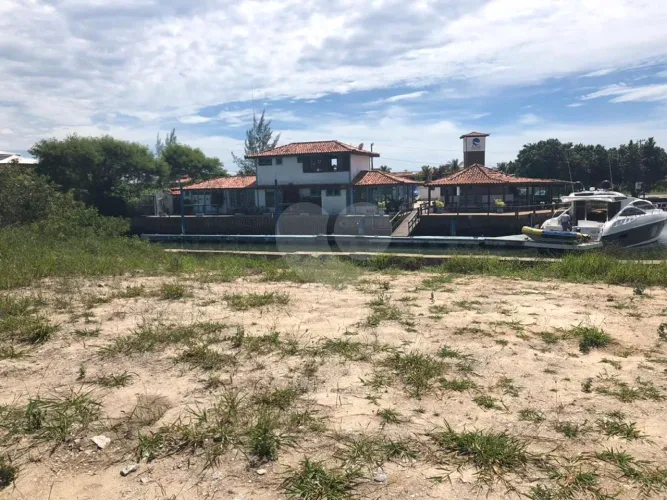 Terreno à venda em Marina - RJ