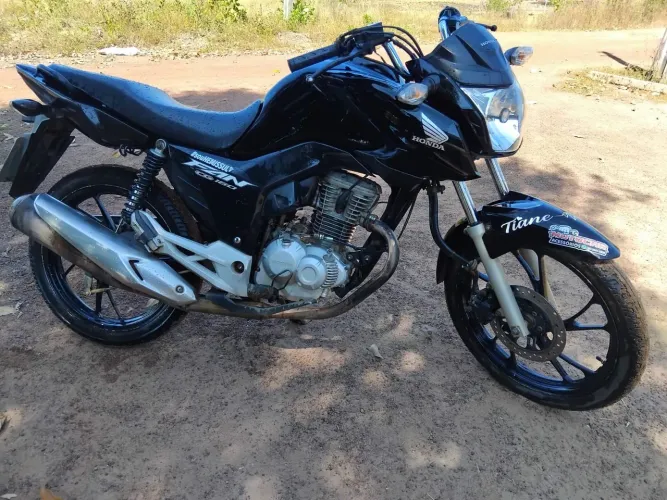 Vendo fan 160 em dias único dono