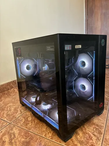 PC Gamer i7 13700f am5 / 6750xt / 32gb / 1tbnvme