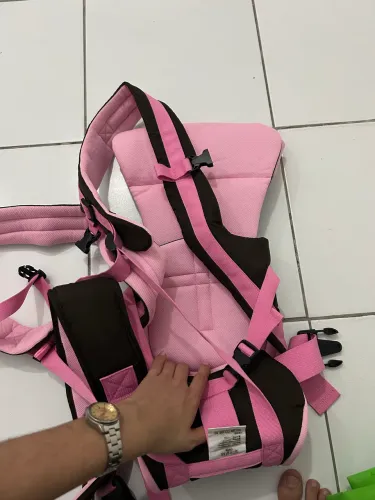 Canguru de bebê com ajuste