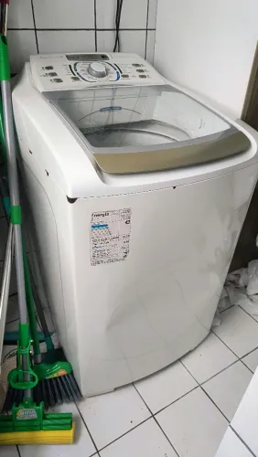 Máquina de lavar Eletrolux 10kg