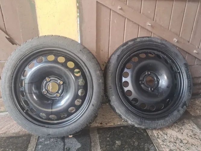 Pneus para step em perfeitas condições. 115/70 R16