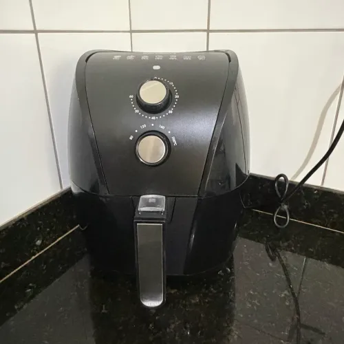 Air fryer Britânia 5L 220 volts