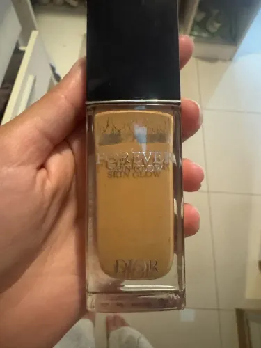 Base Dior Skin glow