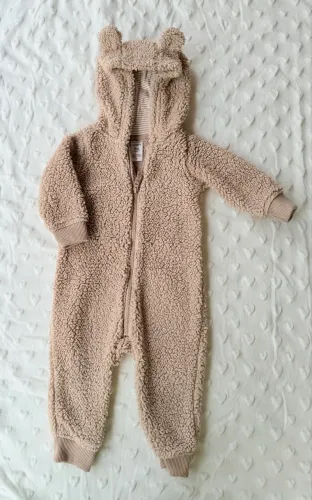 Macacão Carters | Tam: 9 meses