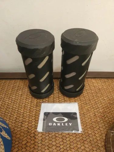 CASE OAKLEY ORIGINAL RARA