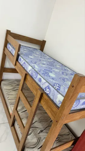 Para vender rápido! Beliche com colchões 