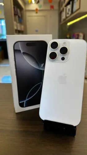 IPHONE 16 PRO 256GB BRANCO SEMINOVO / LOJA FÍSICA