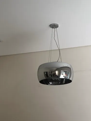 Lustre espelhado