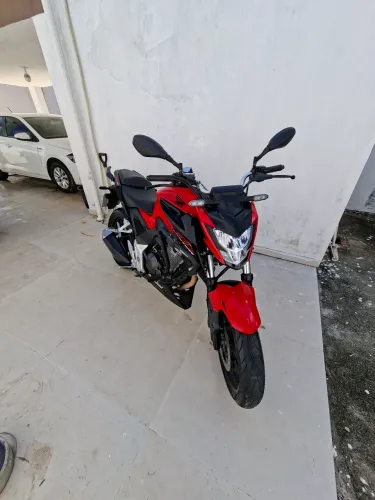 Honda CB 300F Twister 2023 - Apenas 10.000 km
