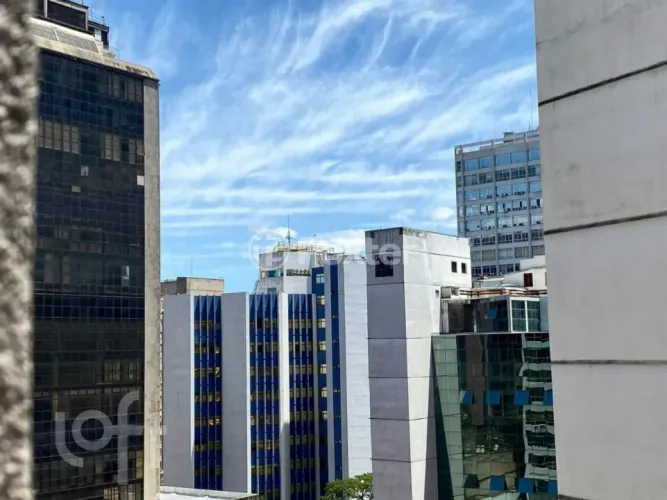 Kitnet / JK / Studio à venda Rua General Câmara, Centro Histórico - Porto Alegre
