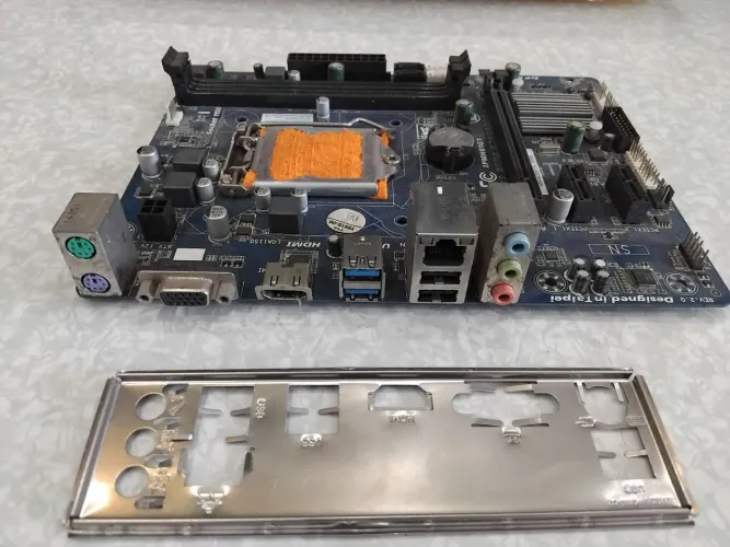Placa mãe Foxcomm Lga 1150 4 geração IPMH81G1