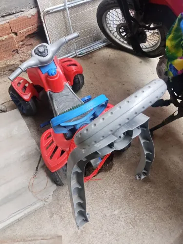 Quadriciclo cm pedal infantil