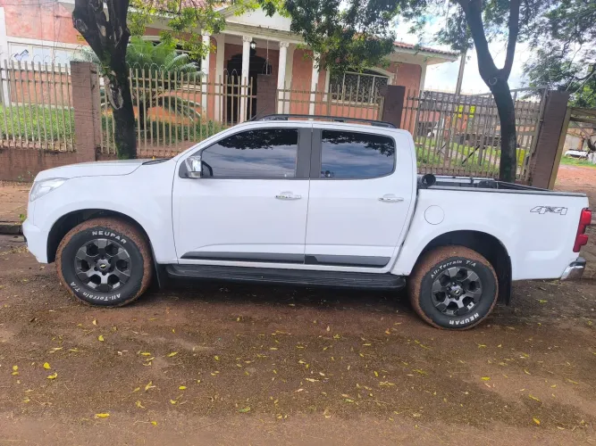 Chevrolet S10 Pick-up LTZ 2.5 Flex 4X4 CD 2015