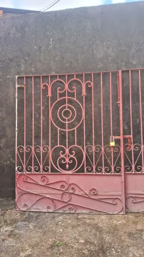 Portão de ferro para garagem