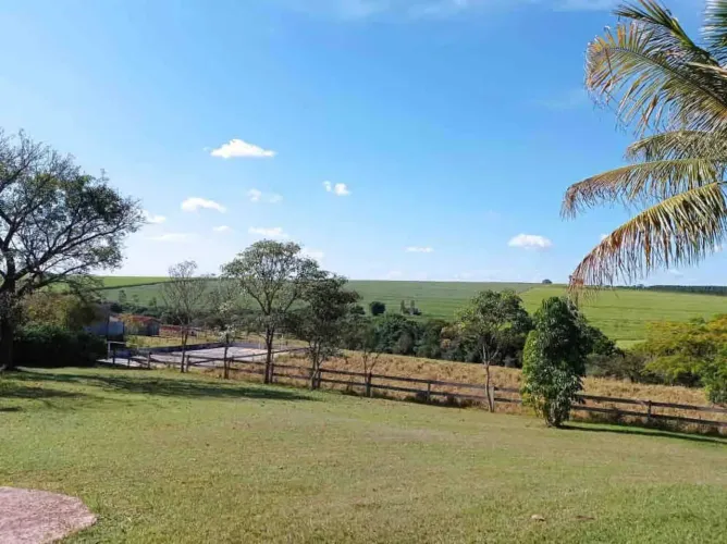 Fazenda com 50 alqueires a venda próximo a Bauru