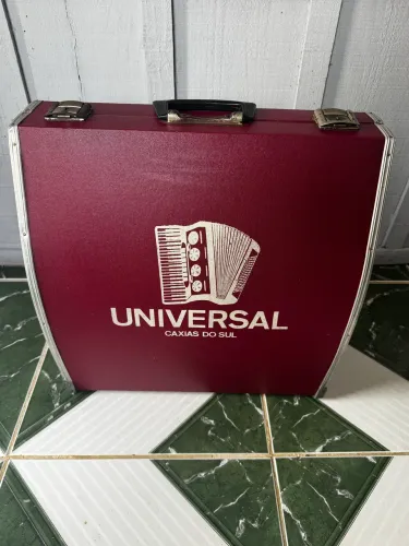 Estojo Acordeon 80 baixos