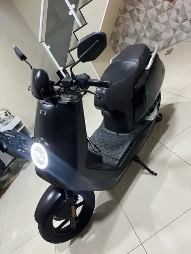 MOTO ELÉTRICA NIU NQI SPORT