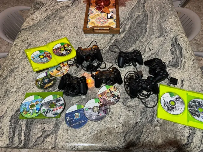 Lote de Jogos e Controles - No estado - Sem teste