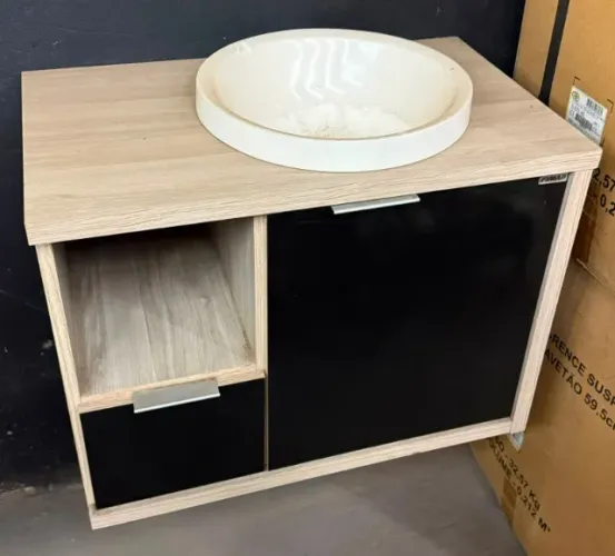 Gabinete para banheiro com armário