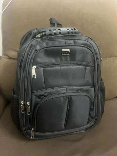 Mochila grande com 5 bolsos