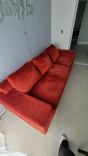 Sofá 3 lugares 2,50 largura x 70 profundidade 