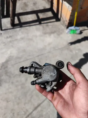 Pinça de freio lander 250 e tenere 250