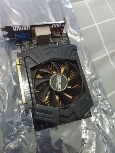 GTX 750 TI 2GB - Roda Valorant, GTA V, LoL,CS2 - ótimo estado